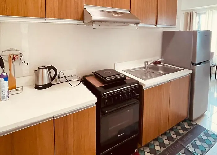 Apartment 1br Family Staycation With 2 Queen Size Bed In Near Robinsons Place Mall And Slmec *